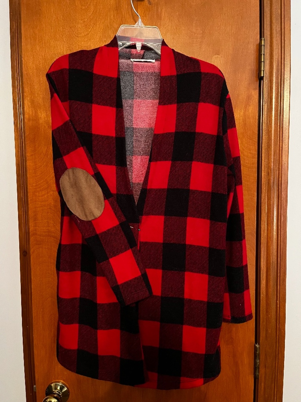 Black/red buffalo check shrug